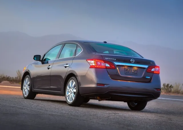 Nissan Sentra 1.6 MT Elegance — 6