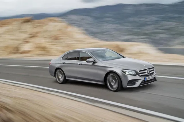Mercedes-Benz E-Class 2016 седан — 4