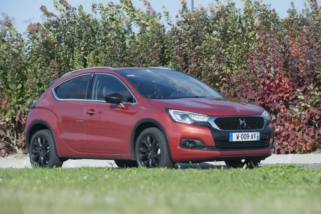 Citroen DS4 Crossback (Ситроен ДС4 Кроссбэк) хэтчбек — 6