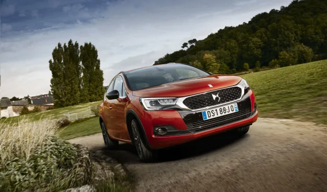 Citroen DS4 Crossback (Ситроен ДС4 Кроссбэк) хэтчбек — 13