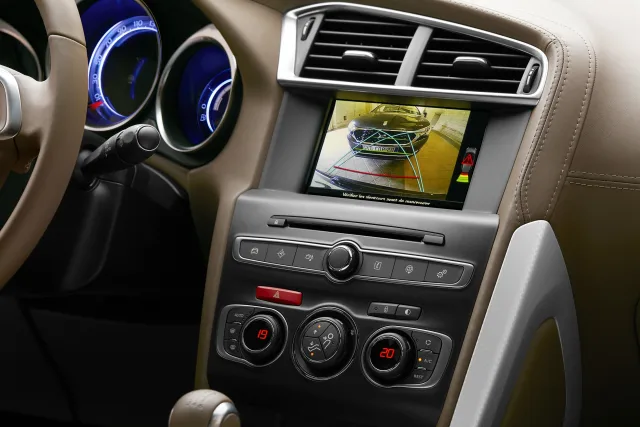 Citroen DS4 Crossback (Ситроен ДС4 Кроссбэк) хэтчбек — 21