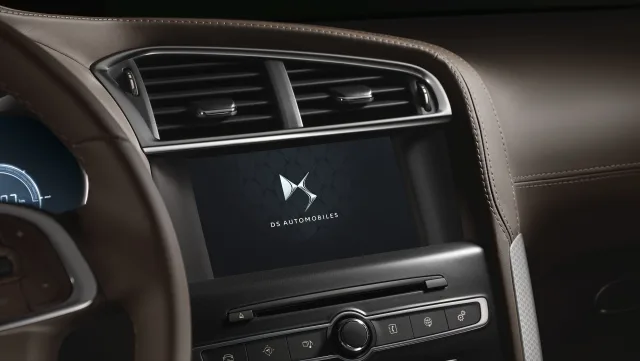 Citroen DS4 Crossback (Ситроен ДС4 Кроссбэк) хэтчбек — 25