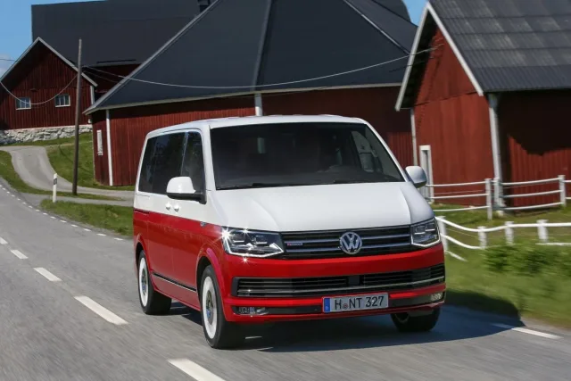 Volkswagen Multivan Highline 2.0TDI 140 MT — 3