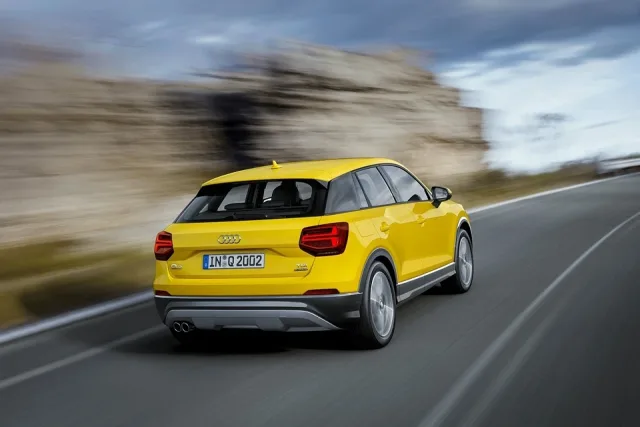 Audi Q2 2016 — 12