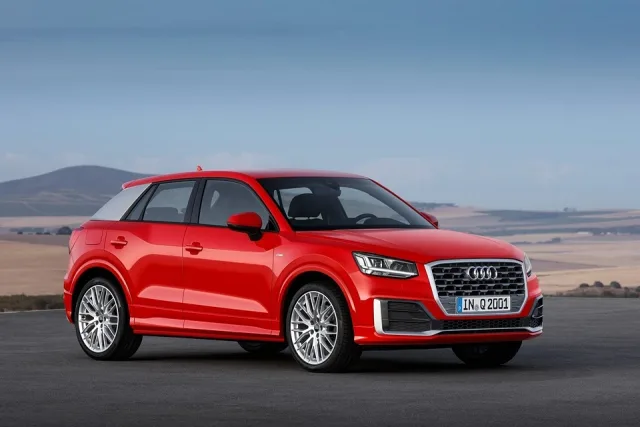 Audi Q2 2016 — 17