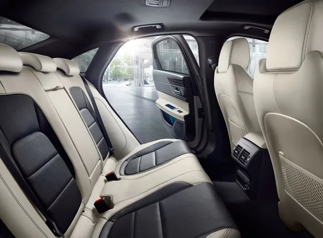 Jaguar XF New 2.0D MT Pure — 16