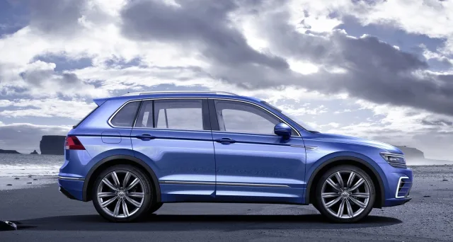 Volkswagen Tiguan 2017 crossover — 3
