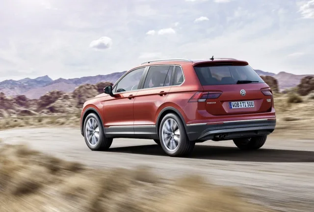 Volkswagen Tiguan 2017 crossover — 5