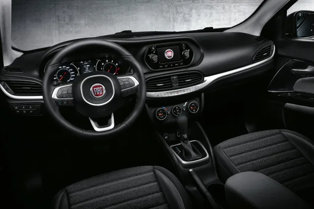 Fiat Tipo 1.4 MT Mid+ — 6