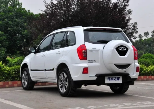 Chery Tiggo 3 — 3