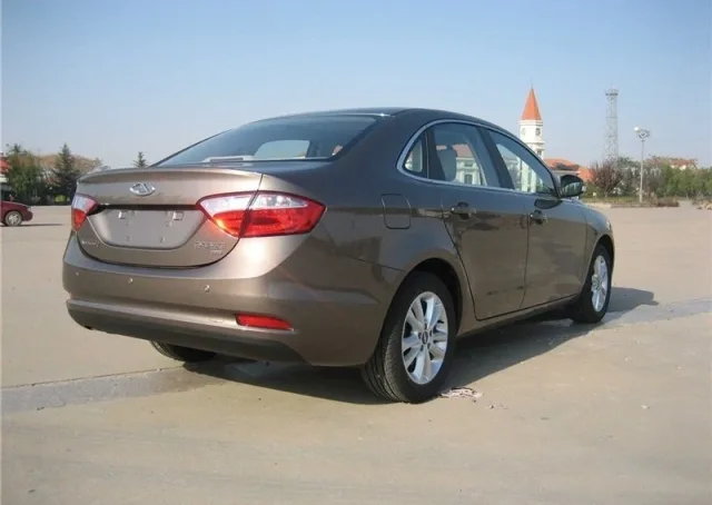 Chery Arrizo 7 — 3