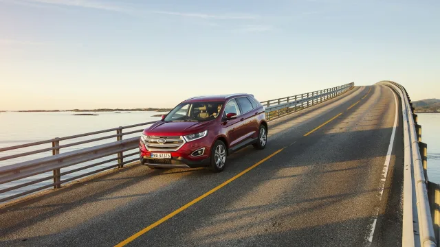 Ford Edge 2015 (Форд Эдж) кроссовер — 11