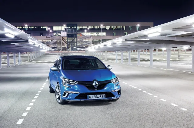 Renault Megane IV hatchback — 2