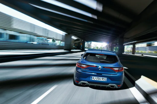 Renault Megane IV hatchback — 5