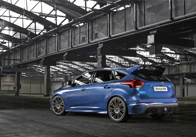 Ford Focus RS (Форд Фокус РС) хэтчбек — 4