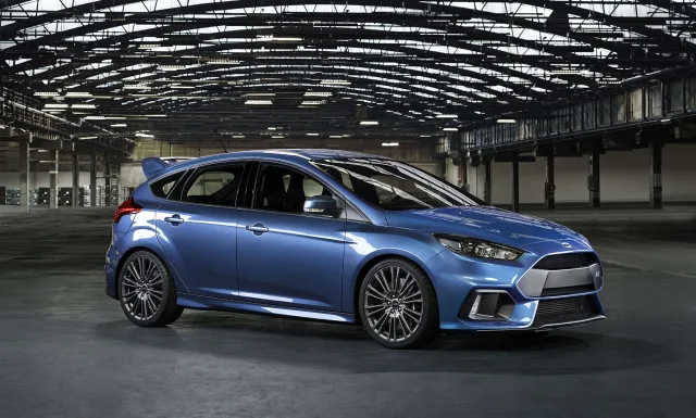 Ford Focus RS (Форд Фокус РС) хэтчбек — 6