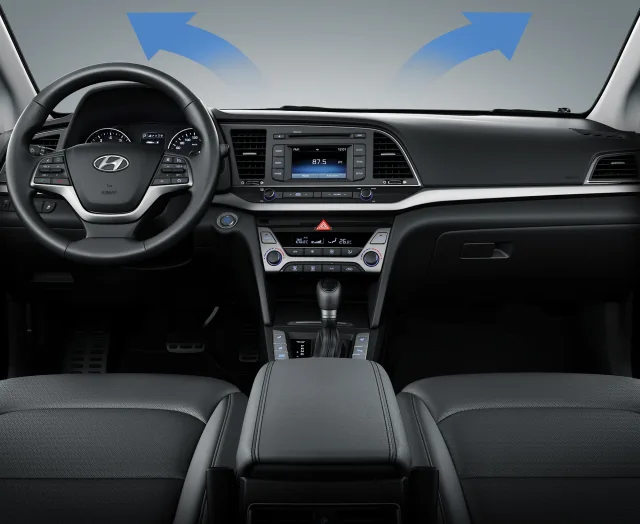 Hyundai Elantra 2016 седан — 11