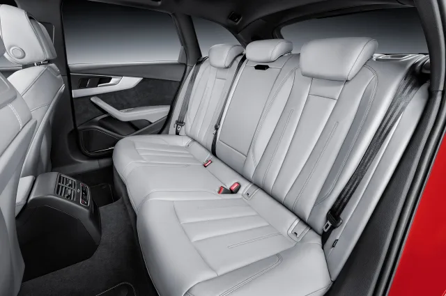 Audi A4 Avant 2.0 (252hp) AT — 12