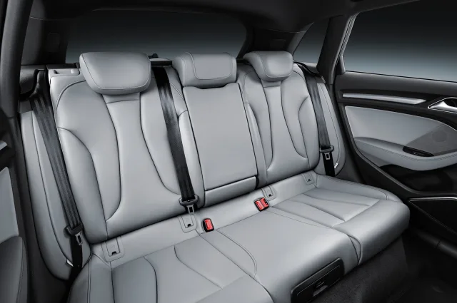 Audi A3 Sportback 1.0 TFSI AT Basis — 3