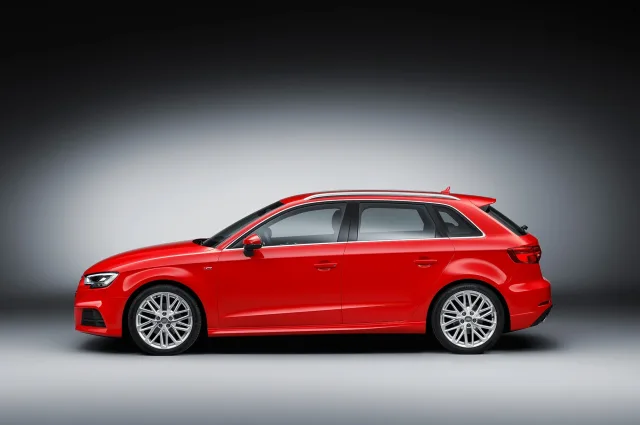 Audi A3 Sportback 1.0 TFSI AT Basis — 6