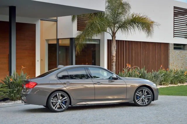 BMW 3 Series F30 седан — 8