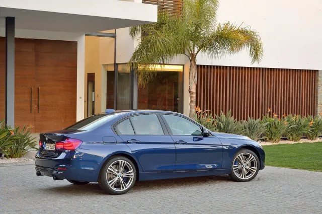 BMW 3 Series F30 седан — 10