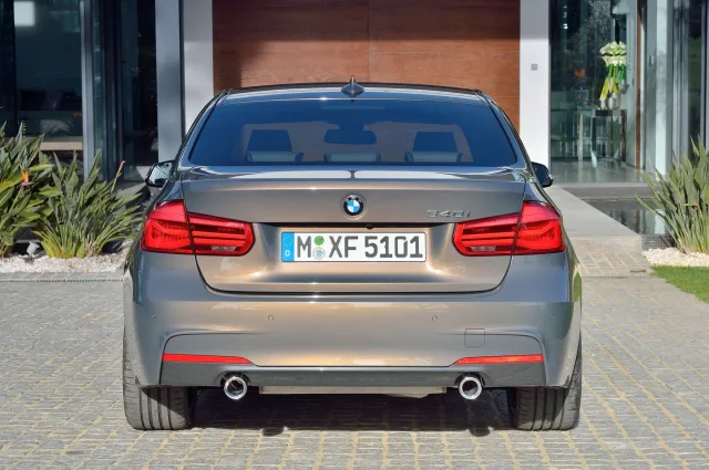 BMW 3 Series F30 седан — 14