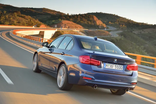 BMW 3 Series F30 седан — 15