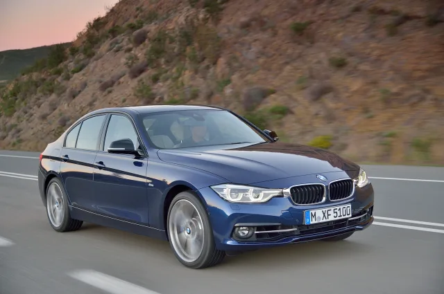BMW 3 Series F30 седан — 17