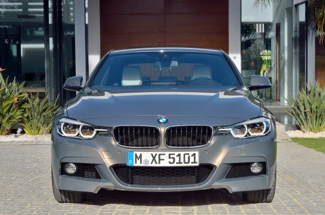 BMW 3 Series F30 седан — 18