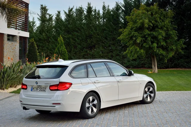 BMW 3 Series Touring F30 station wagon — 5