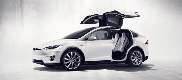 Tesla Model X AT 90D — 2