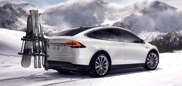 Tesla Model X AT 90D — 5