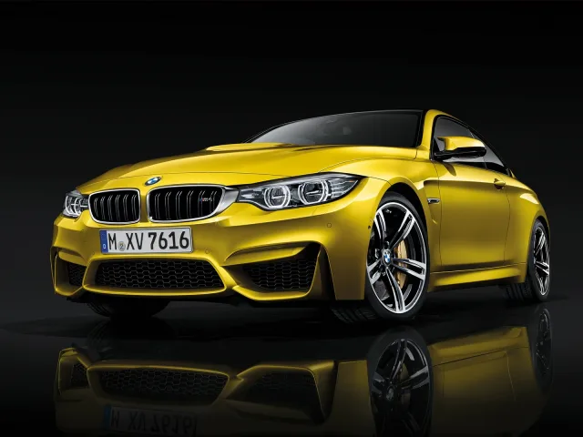 BMW M4 3.0 MT — 11