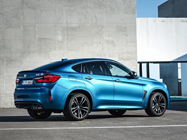 BMW X6 M AT — 11