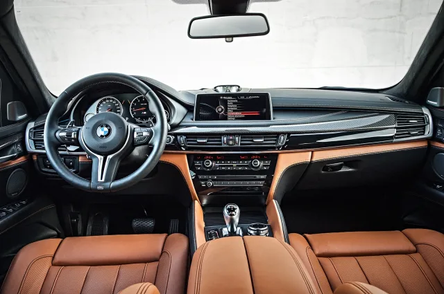 BMW X6 M AT — 14