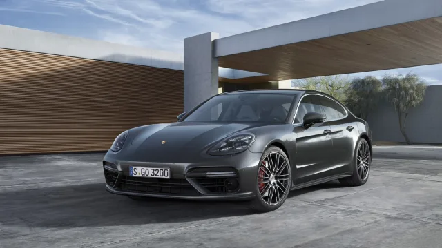 Porsche Panamera хетчбек — 6