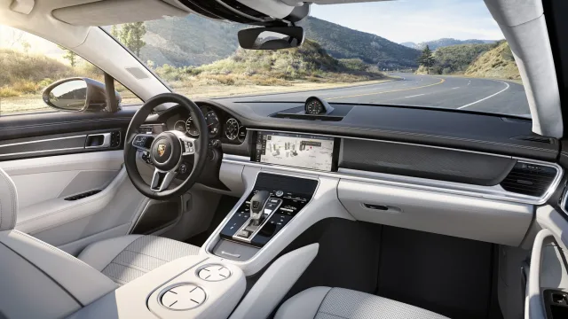 Porsche Panamera хетчбек — 11