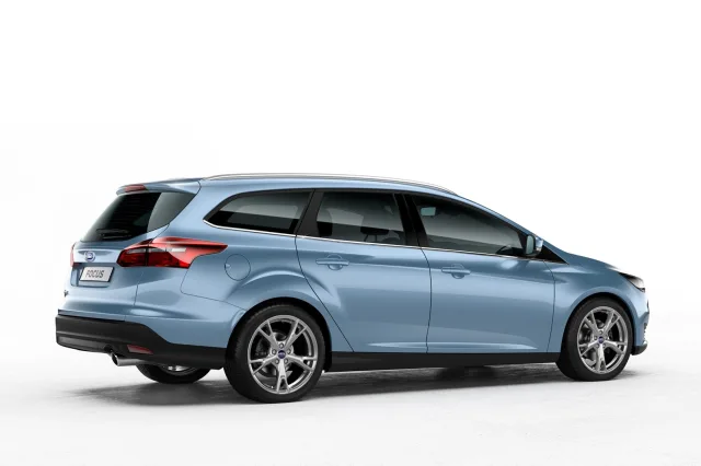Ford Focus 2015 station wagon — 4