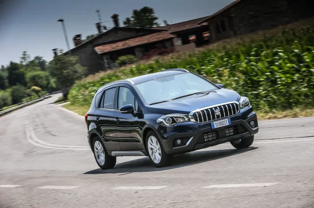 Suzuki SX4 1.6 AT GL — 10