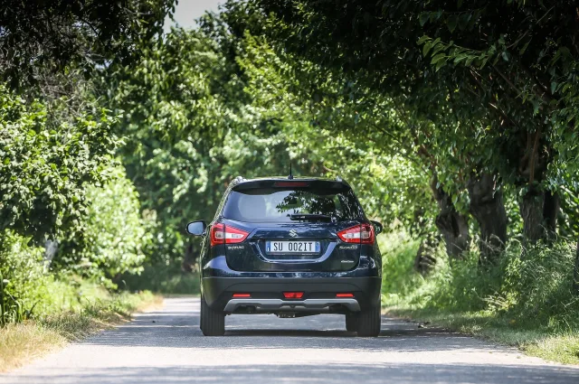 Suzuki SX4 1.6 AT GL — 11