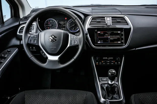 Suzuki SX4 1.6 AT GL — 16