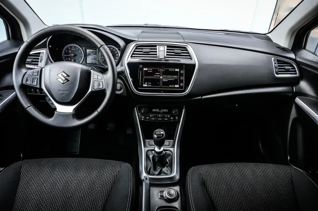 Suzuki SX4 1.6 AT GL — 17