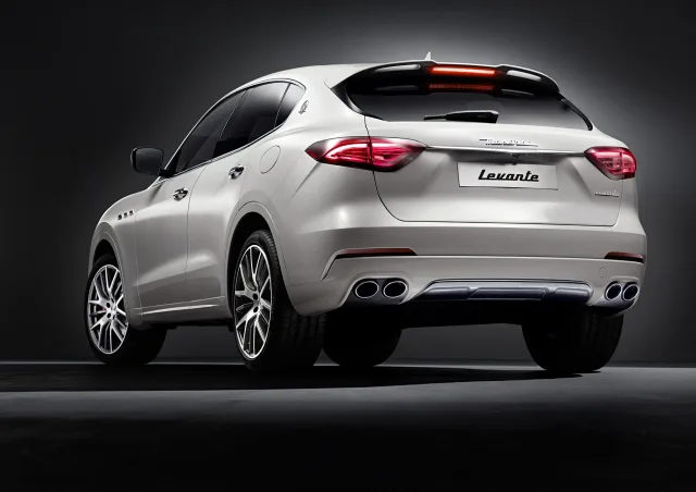 Maserati Levante 3.0D AT — 7