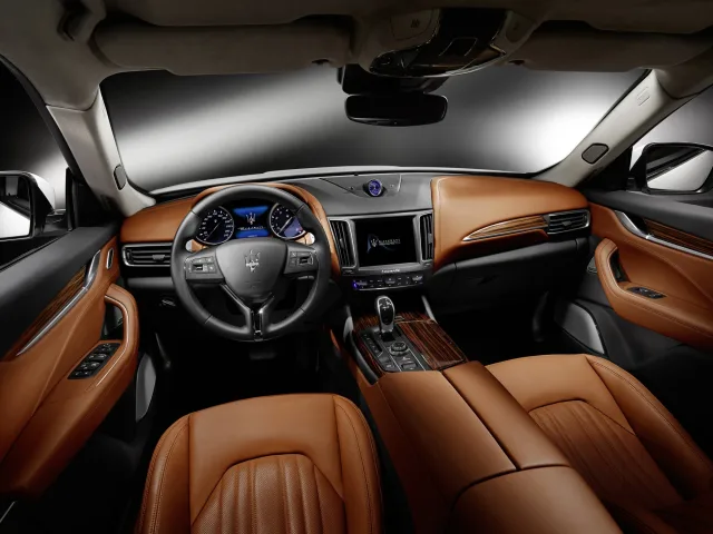 Maserati Levante 3.0D AT — 15