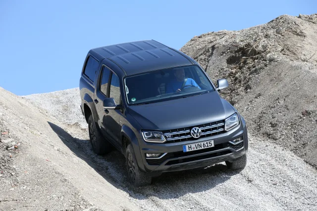 Volkswagen Amarok 2.0D MT Highline — 8