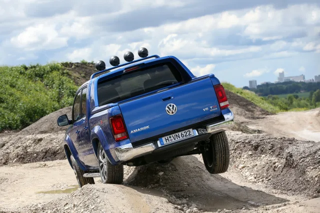 Volkswagen Amarok 2.0D MT Highline — 9