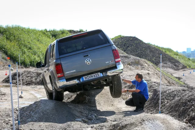 Volkswagen Amarok 2.0D MT Highline — 12