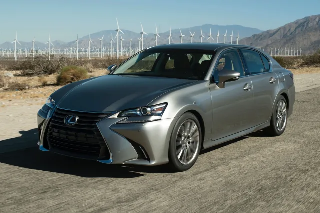 Lexus GS 2015 седан — 4