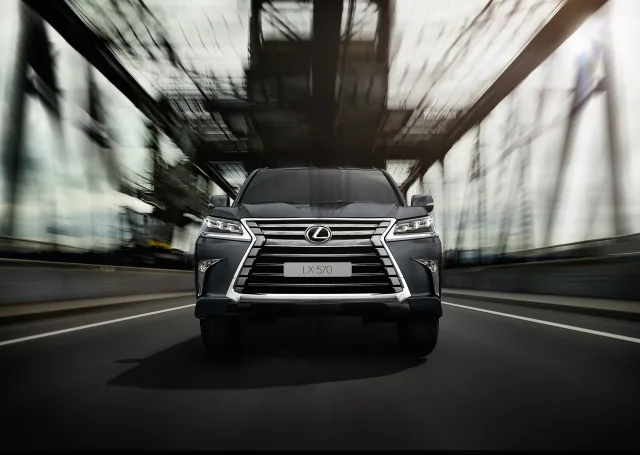 Lexus LX 450d 4.5 AT Luxury — 4
